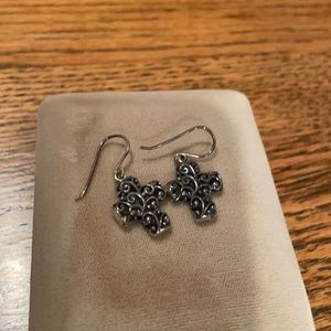 Ross Simons cross earnings